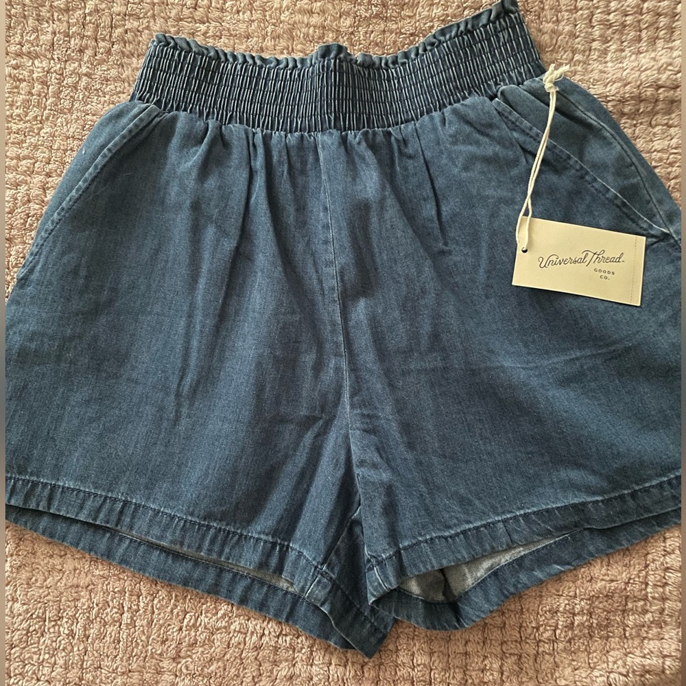 Cinched Waist Chambray Shorts, NWT